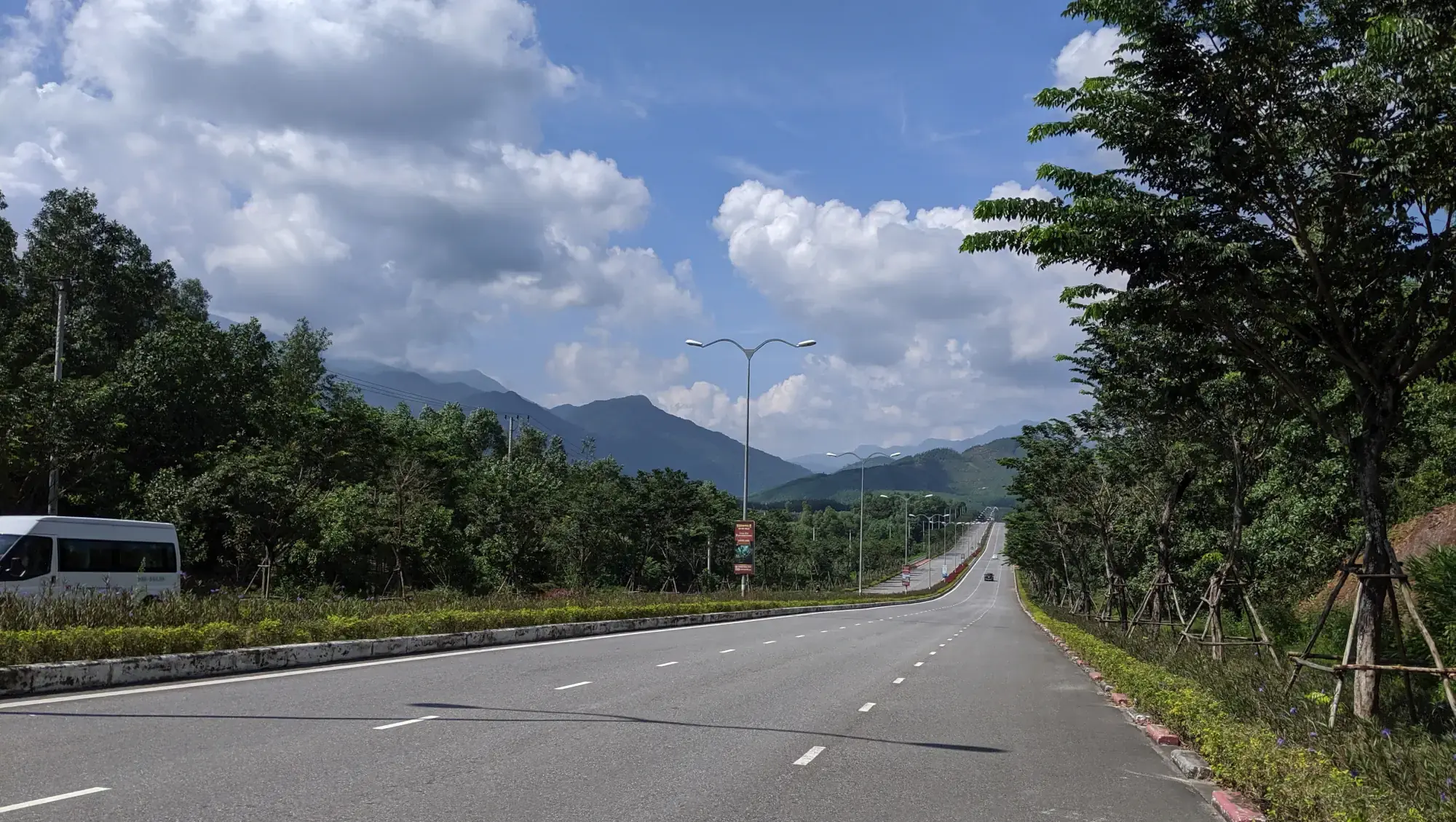 Driving to Ba Na Hills