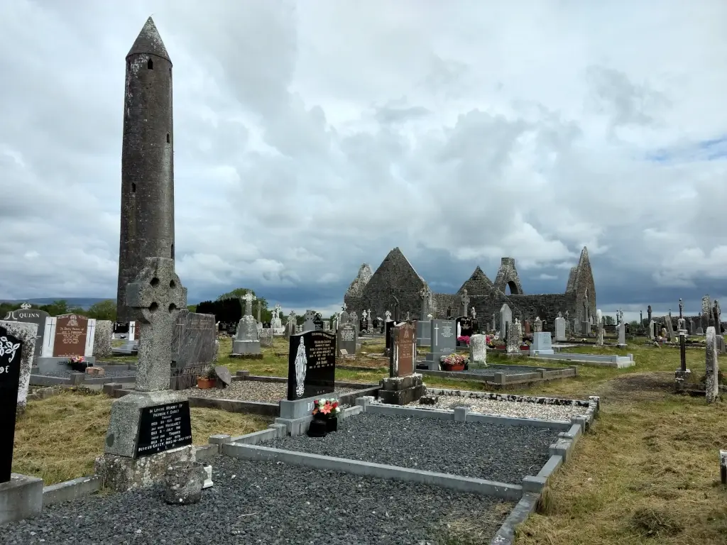 Kilmacduagh Abbey & Cemetary