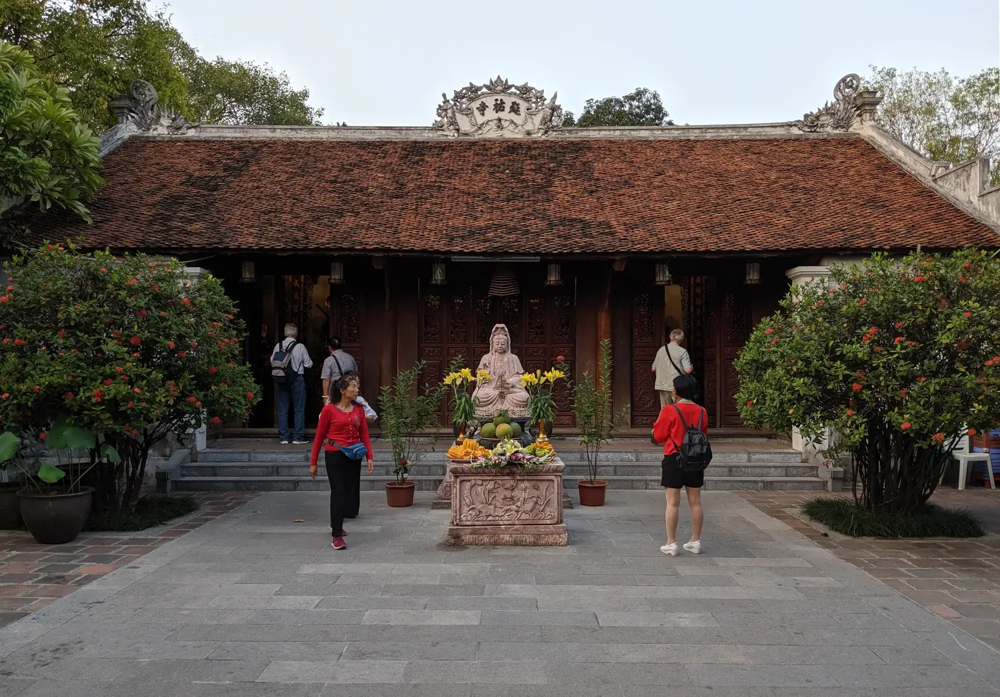 Dien Huu Temple