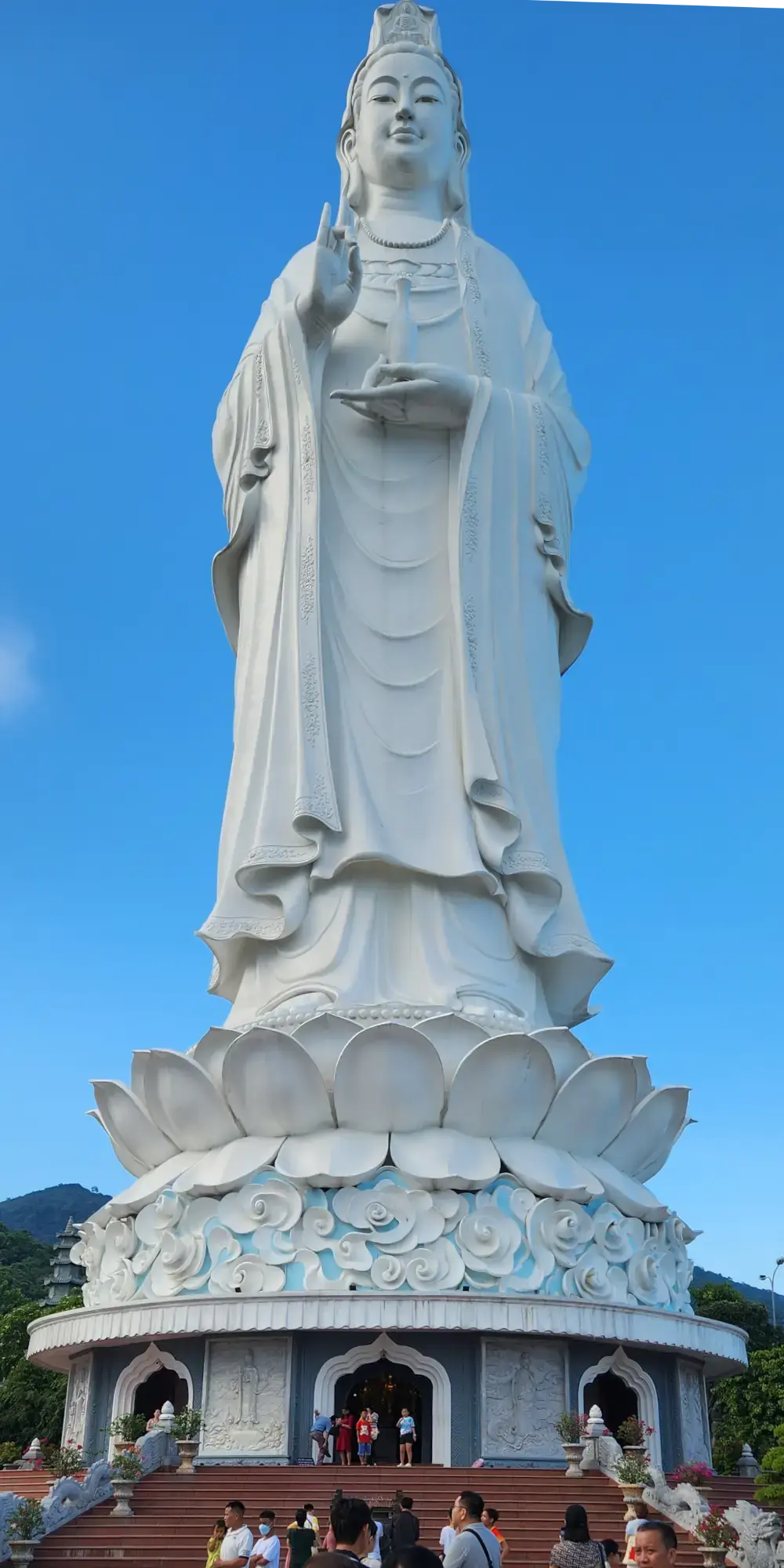 Linh Ung Pagoda - Lady Buddha