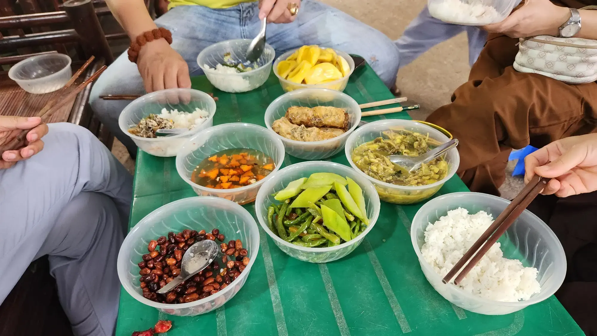 Khai Nguyen - delicous vegan lunch spread